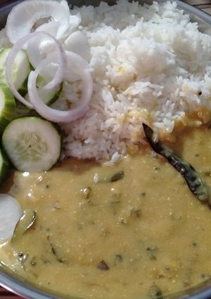 कड़ी चावल (kadhi chawal recipe in Hindi) रेसिपी मुख्य फोटो