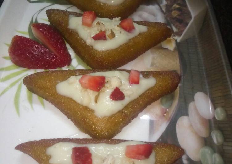 Shahi tukda with strawberry