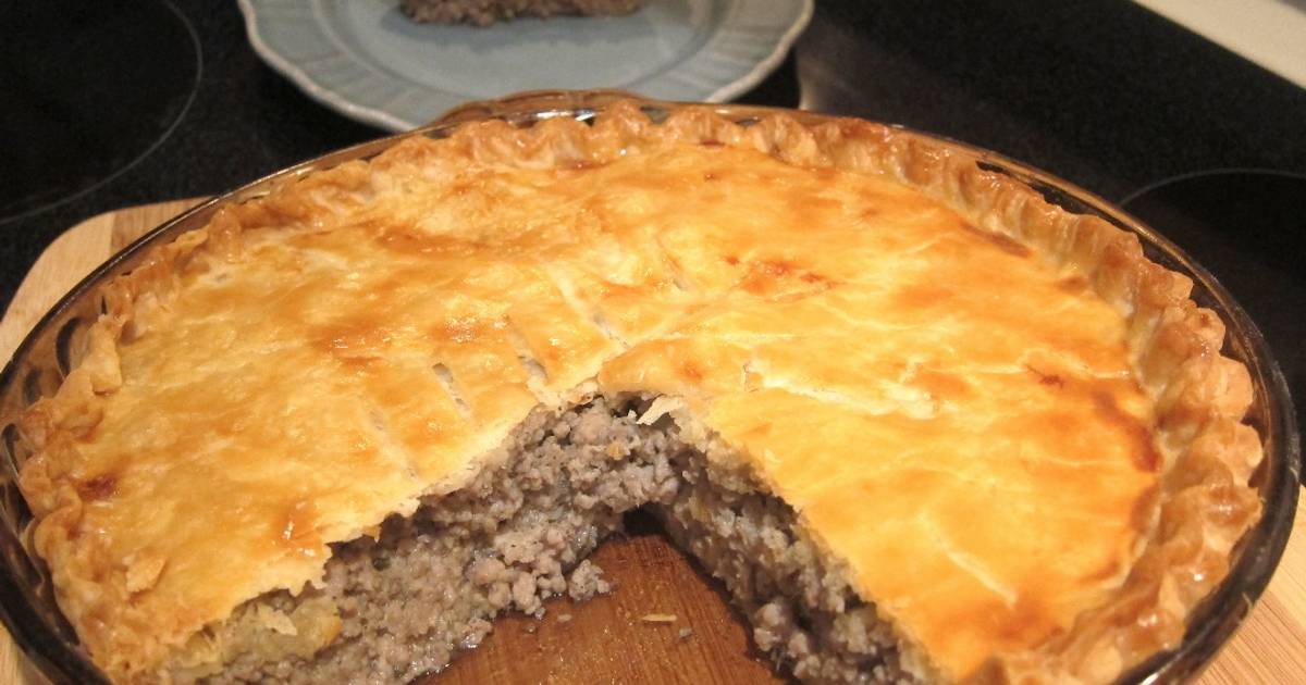Montreal-Style Tourtière Recipe - CooksInfo