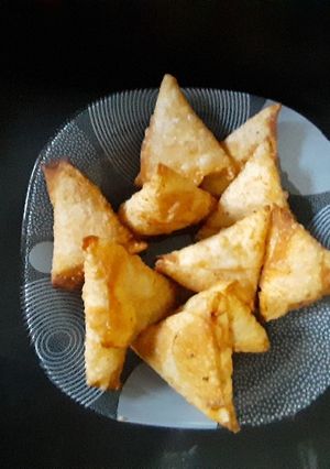 A picture of Metha samosay.