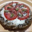 Pizza con masa de cebolla.