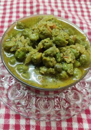 ओल्या चण्याची उसळ (Olya Chanyachi Usal Recipe In Marathi) रेसिपी चे मुख्य फोटो 