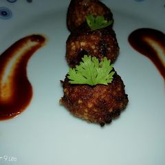 A picture of Crunchy juicy sago vada.