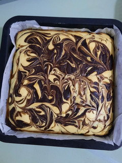 A picture of Cheese brownies.