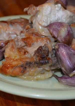 Una foto de Pollo al ajillo