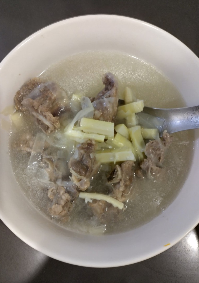 桂竹筍排骨湯（簡單料理）（家常好湯） 的食譜成品照片