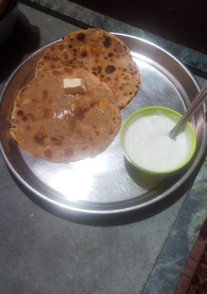 प्याज का पराठा (Pyaz ka paratha recipe in hindi) रेसिपी मुख्य फोटो