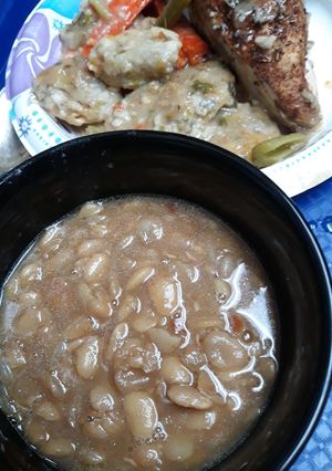 A picture of Dried Baby Lima Bean Soup.