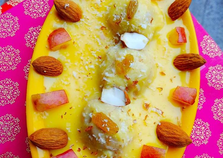 Recipe of Quick Fruits Balls in Custard
