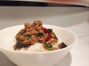 A picture of cà tím xào thịt băm