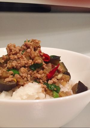 Hình của món Cà tím xào thịt băm.