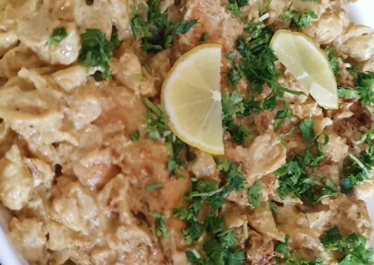 دجاج بكريمة الليمون مع الباستا