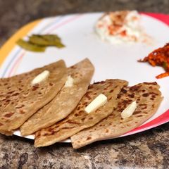 A picture of Aloo Paratha.
