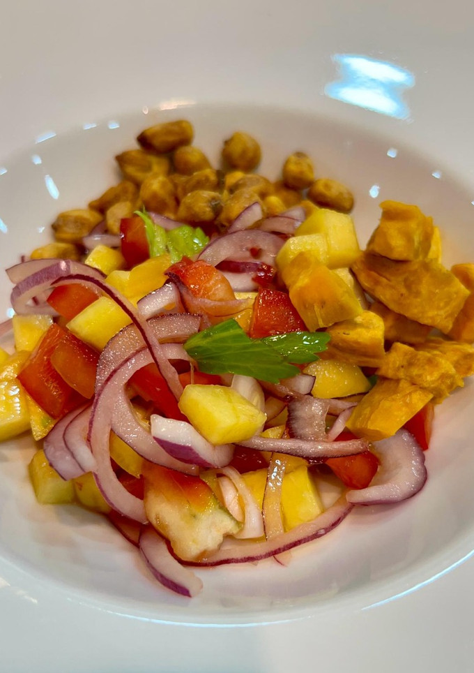 Una foto de Ceviche de nectarinas
