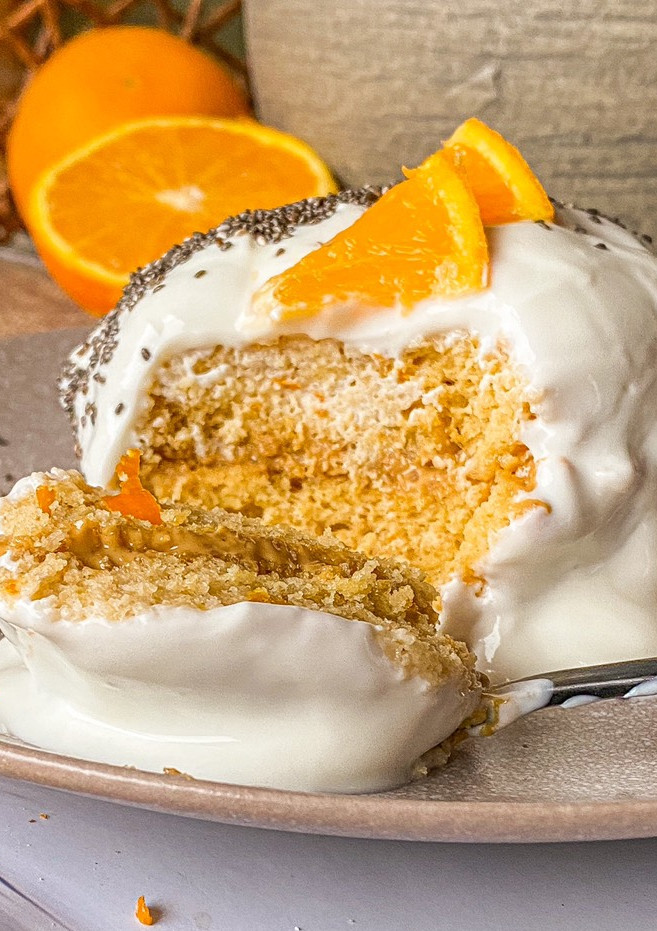 Una foto de Mug cake de naranja y yogur