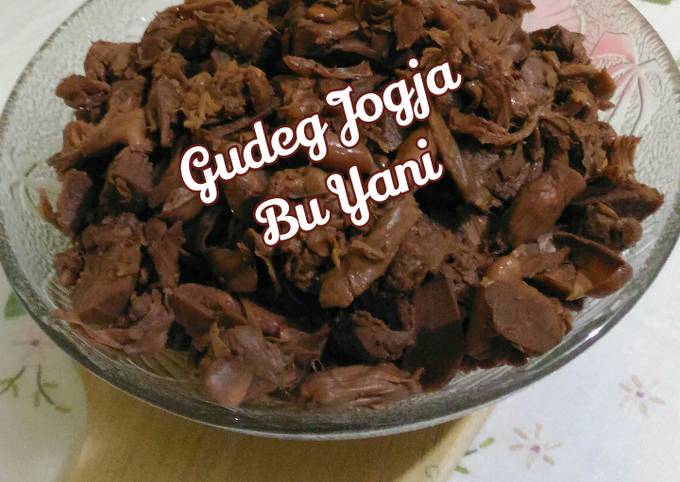 Gudeg Jogja Bu Yani