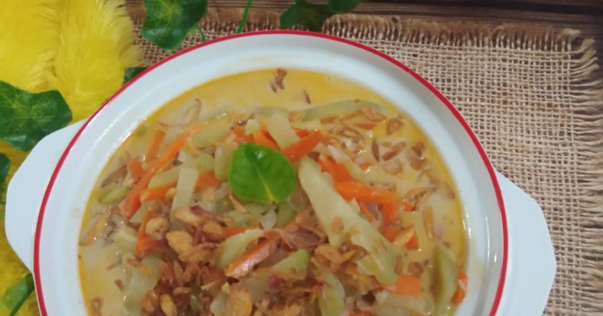 Resep Lodeh Labu Siam Wortel Ebi Pedas Oleh Mamah Aura Cookpad