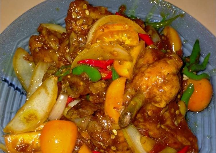 Bagaimana Menyiapkan Ayam masak mentega yang Lezat Sekali