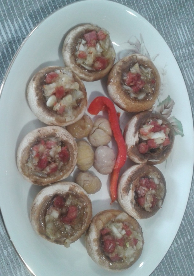Una foto de Champiñones rellenos al horno