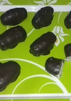A picture of Chocolate Bounty Bar.