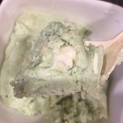 A picture of Key Lime white Chocolate Macadamia Nut mug cake.
