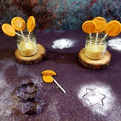 A picture of Dalgona Candies.