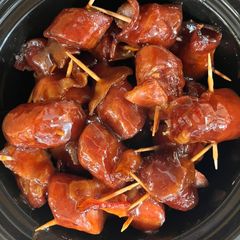 A picture of Whiskey Honey Lil Smokies.