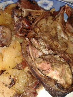 Una foto de Cabeza de cordero al horno