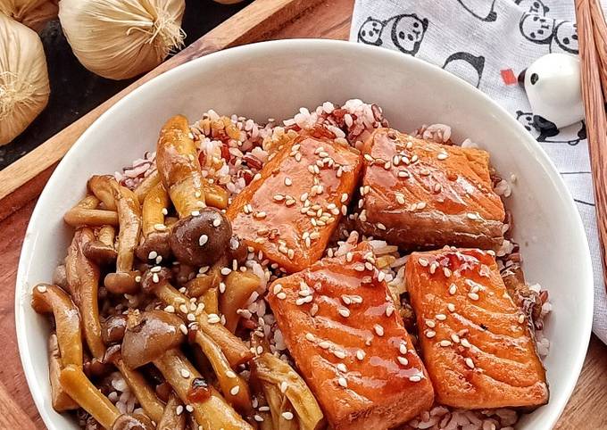 Resep Salmon Teriyaki Jamur Rice Bowl, Bisa Manjain Lidah
