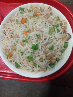 வாழைத்தண்டு ஃப்ரைட் ரைஸ் (Vaazhaithandu fried rice recipe in tam செய்முறை முக்கிய புகைப்படம்