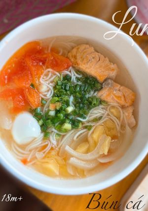Hình của món Bún cá hồi - bé ăn dặm.