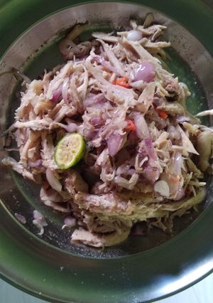 Foto resep Ayam kampung suwir sambal matah bali