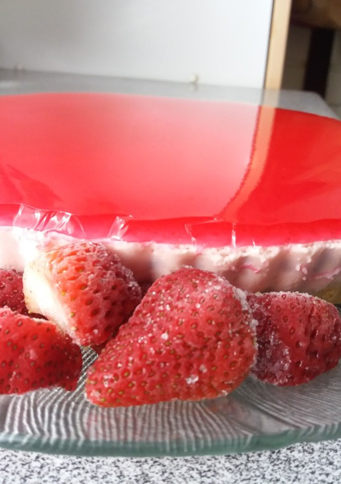 Una foto de Torta de yogurt y jalea sin horno