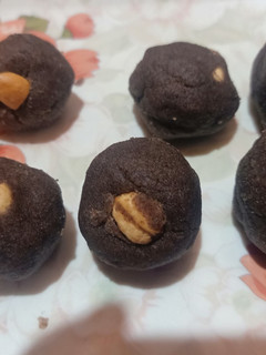 रागी लड्डू (Ragi Laddu recipe in Hindi) रेसिपी मुख्य फोटो