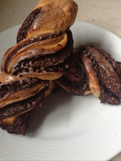 Una foto de Trenzas de brioche al chocolate