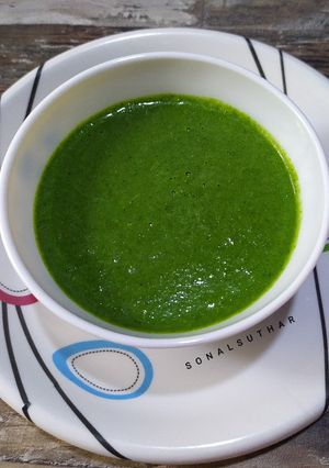 A picture of Coriander Mint Chutney.