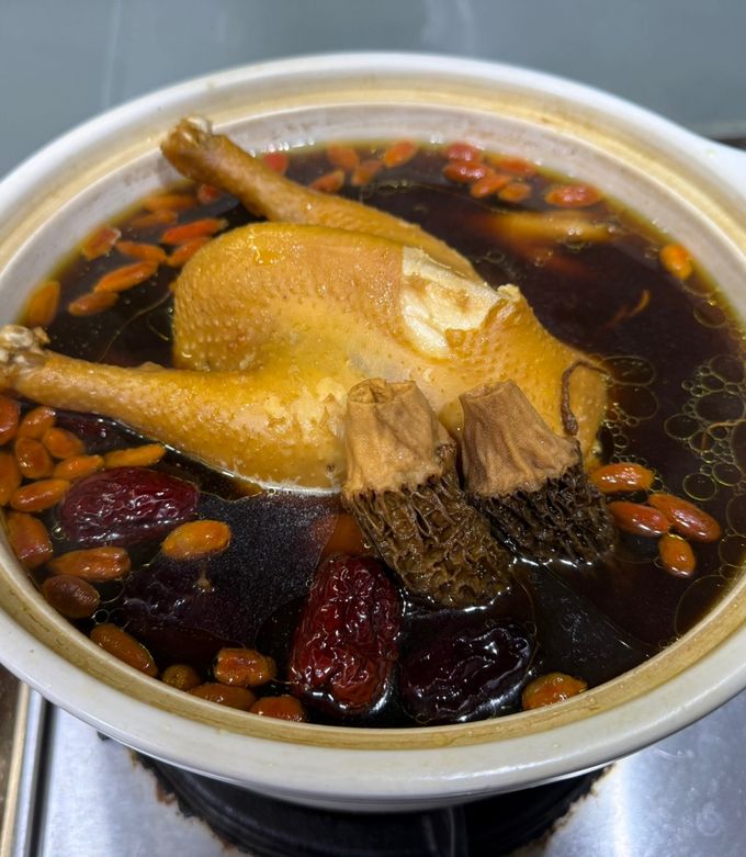 羊肚菌燉雞湯 的食譜成品照片
