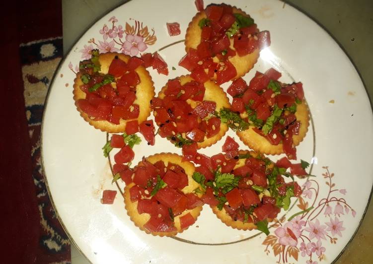 Tomato salsa bites