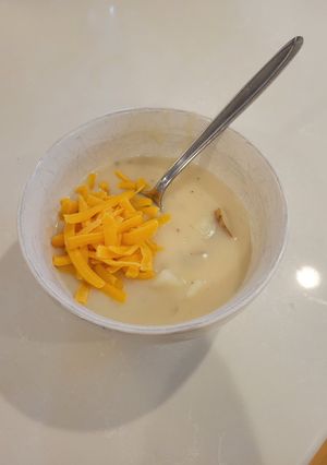 A picture of Baked Potato Soup.