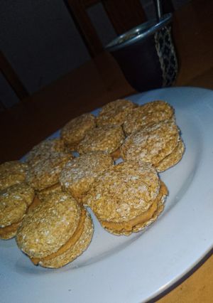 Una foto de Alfajores saludables y proteicos❤️
