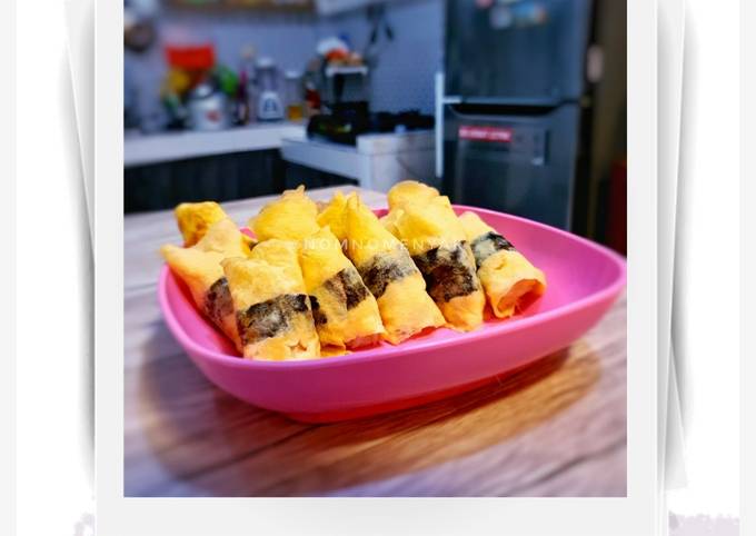 Rice Egg Roll (Nasi Telur Gulung)