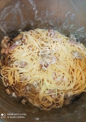 Una foto de Spaguettis a la carbonara