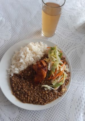 Una foto de Lentejitas con pollo a la olla