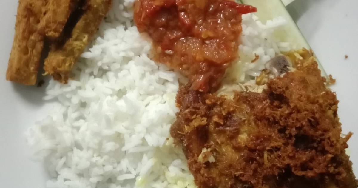 Resipi Nasi Ayam Penyet Simple 🇮🇩 Oleh Munirah Hanim Cookpad