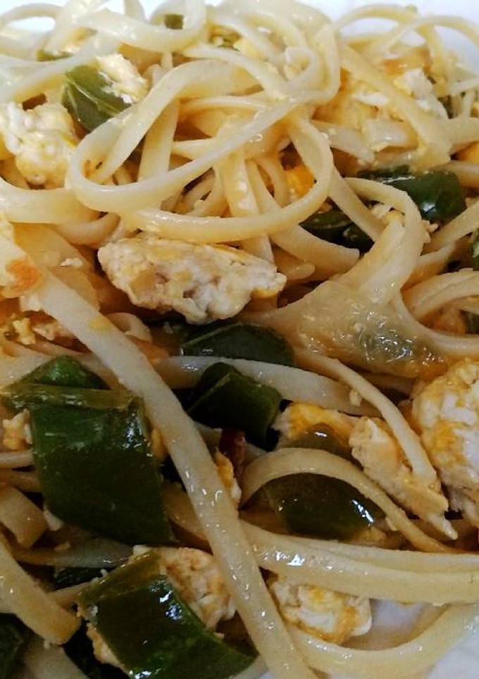 Una foto de Tallarines al estilo wok