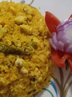 এগ ফ্রাইডরাইস(egg friedrice recipe in Bengali) রেসিপির প্রধান ছবি