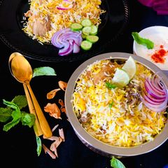 A picture of Chicken dum biryani.