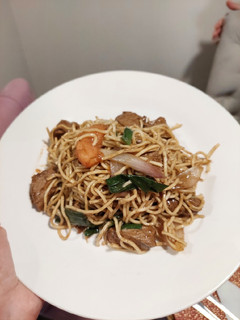 Una foto de Tallarín saltado P 🌶