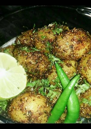 A picture of Tawa Aaloo.