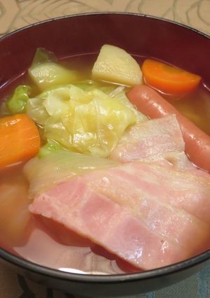 日本露營及家庭兩用小火鍋(プトフ) 的食譜成品照片